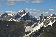 Corno Stella (2620 m) con Montebello, solo, in compagnia degli stambecchi il 22 giugno 2020  - FOTOGALLERY